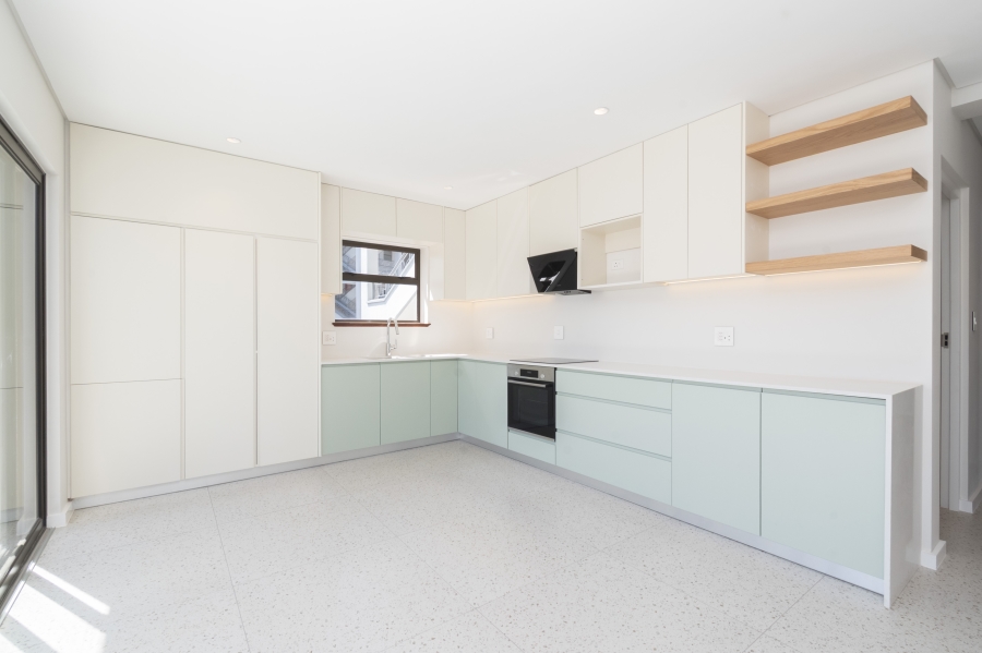 3 Bedroom Property for Sale in Sea Point Western Cape